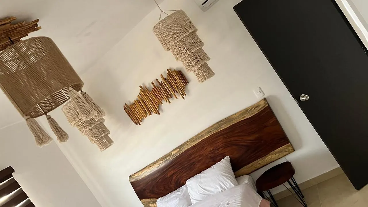 Kontakt z Kingulingu\'S Cancun Apartament